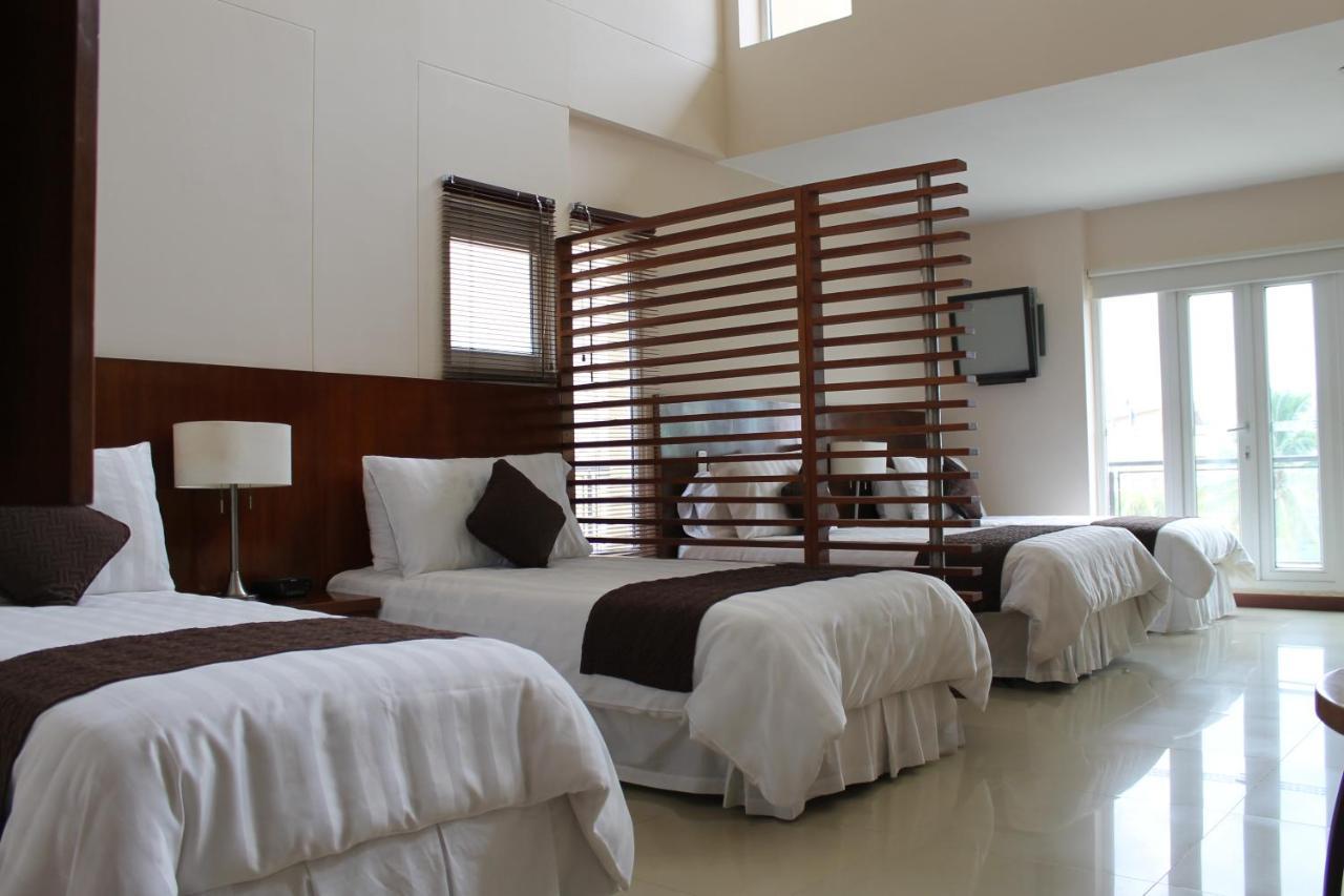 Wyndham Garden Villavicencio Restrepo  Exteriör bild