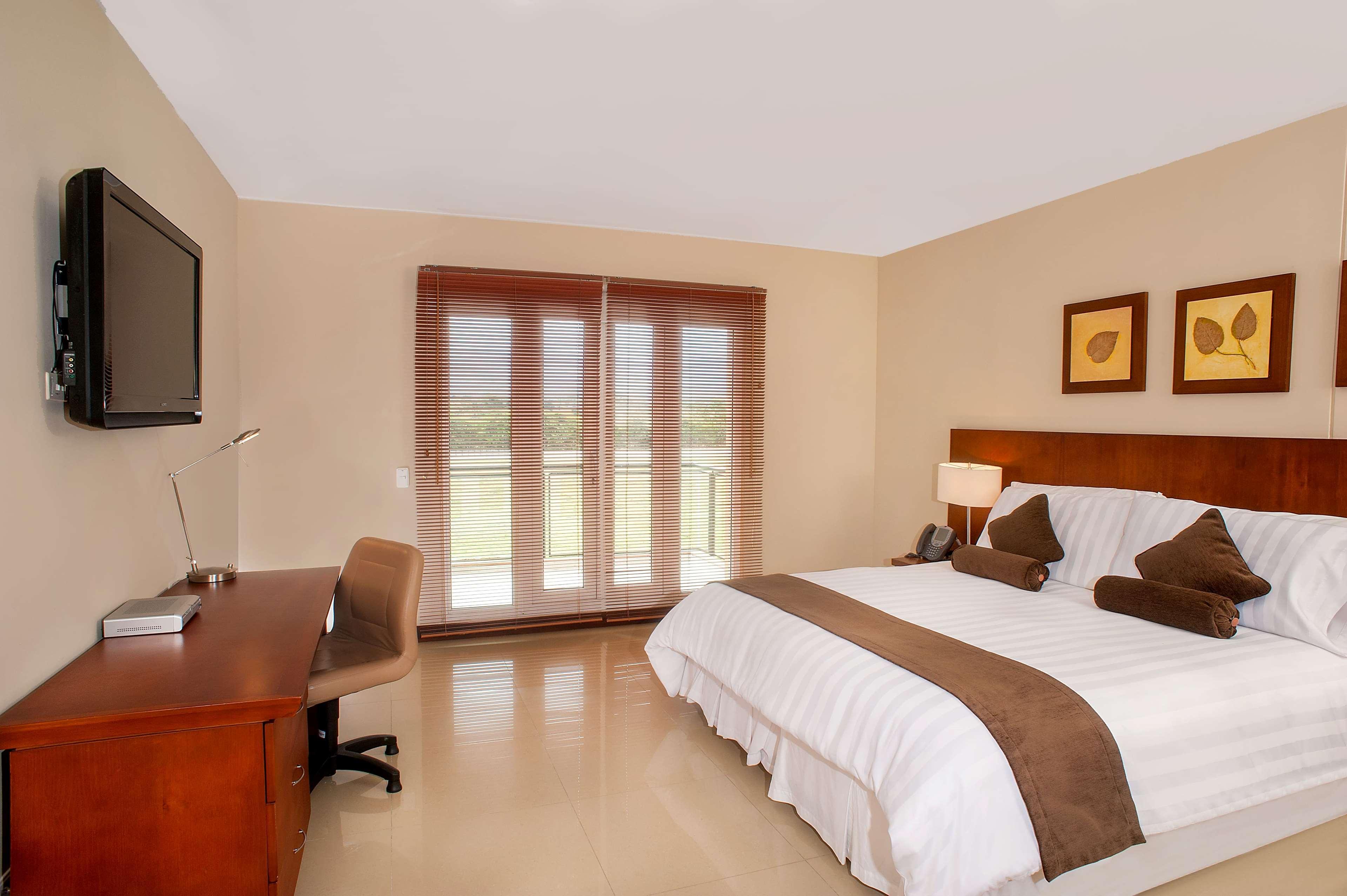 Wyndham Garden Villavicencio Restrepo  Exteriör bild